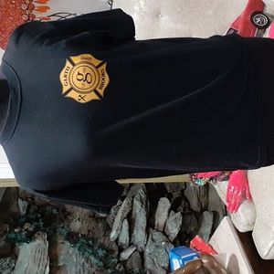 Garth Brooks tee shirt